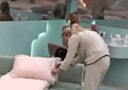 מאור שמה מגבון אצטון בתוך הכרית של ארז איסקוב